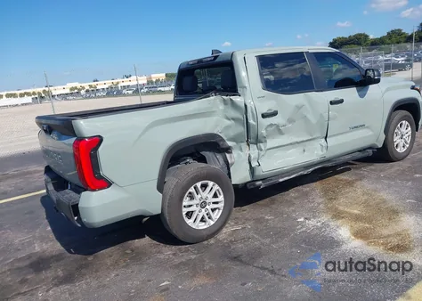 2025 Toyota Tundra Sr5 из США, поврежденный, VIN 5TFLA5AB5SX045372